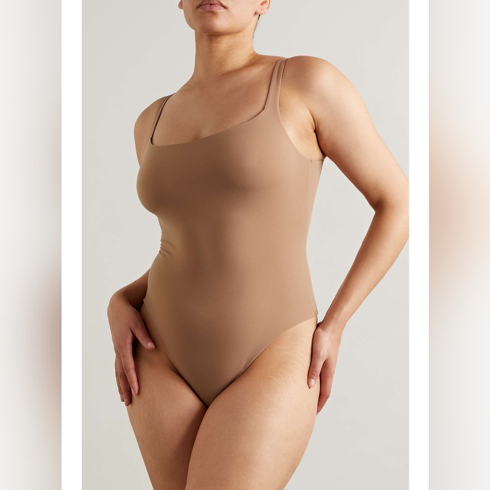 Skims Fits Everybody Square Neck Tan Bodysuit | Large